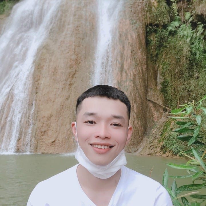 Giám đốc Hoàng Văn Thành