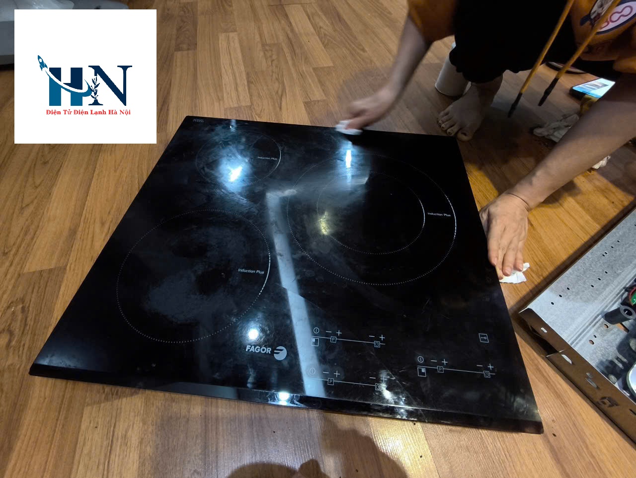 Sửa bếp từ Giá Rẻ