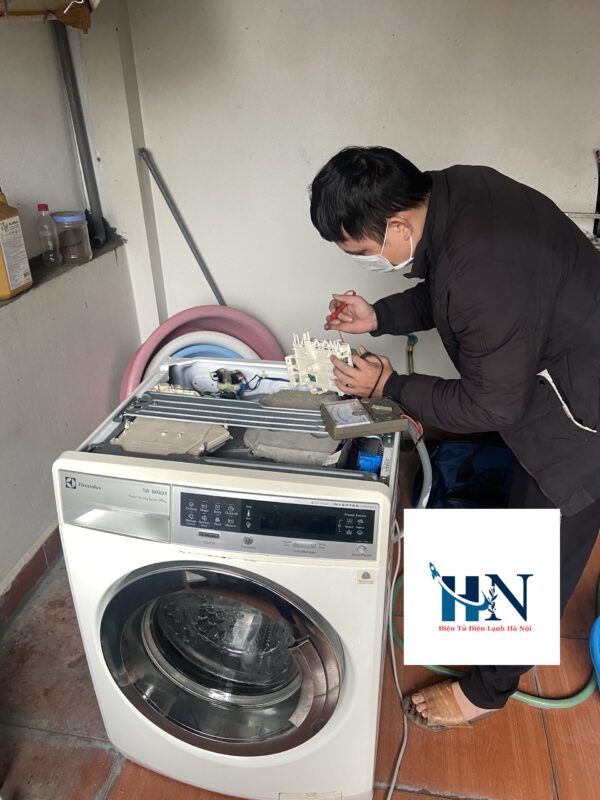 Sửa máy giặt Uy Tín