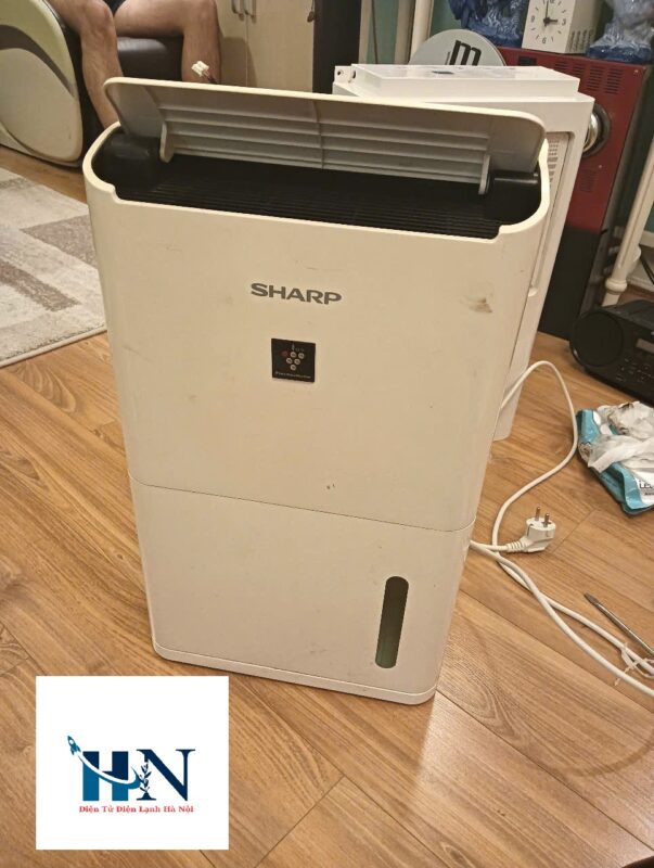 Sửa máy hút ẩm Sharp