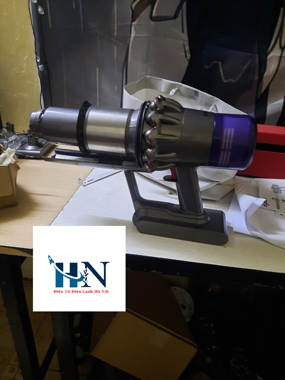 Sửa máy hút bụi Dyson