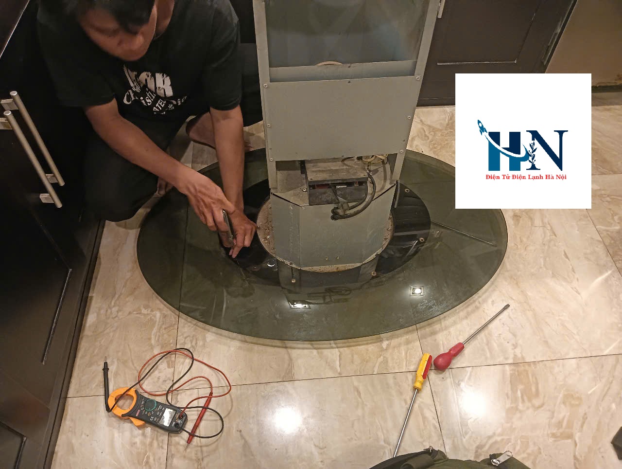 Sửa máy hút mùi bếp uy tín