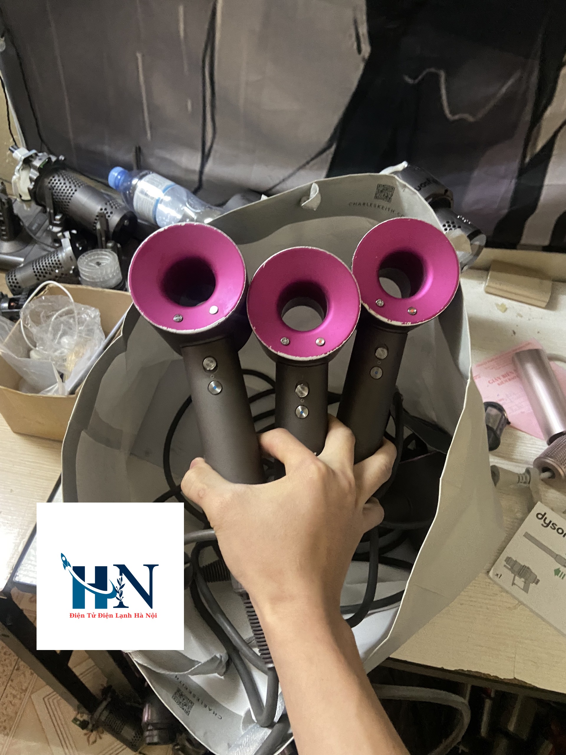 Sửa máy sấy tóc Dyson hanoi