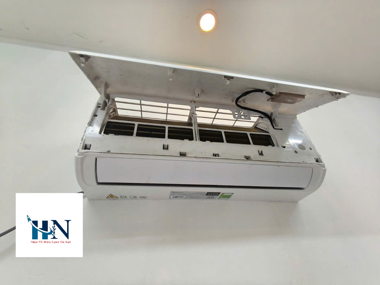 Sửa chữa điều hòa Sharp tại Hà Nội