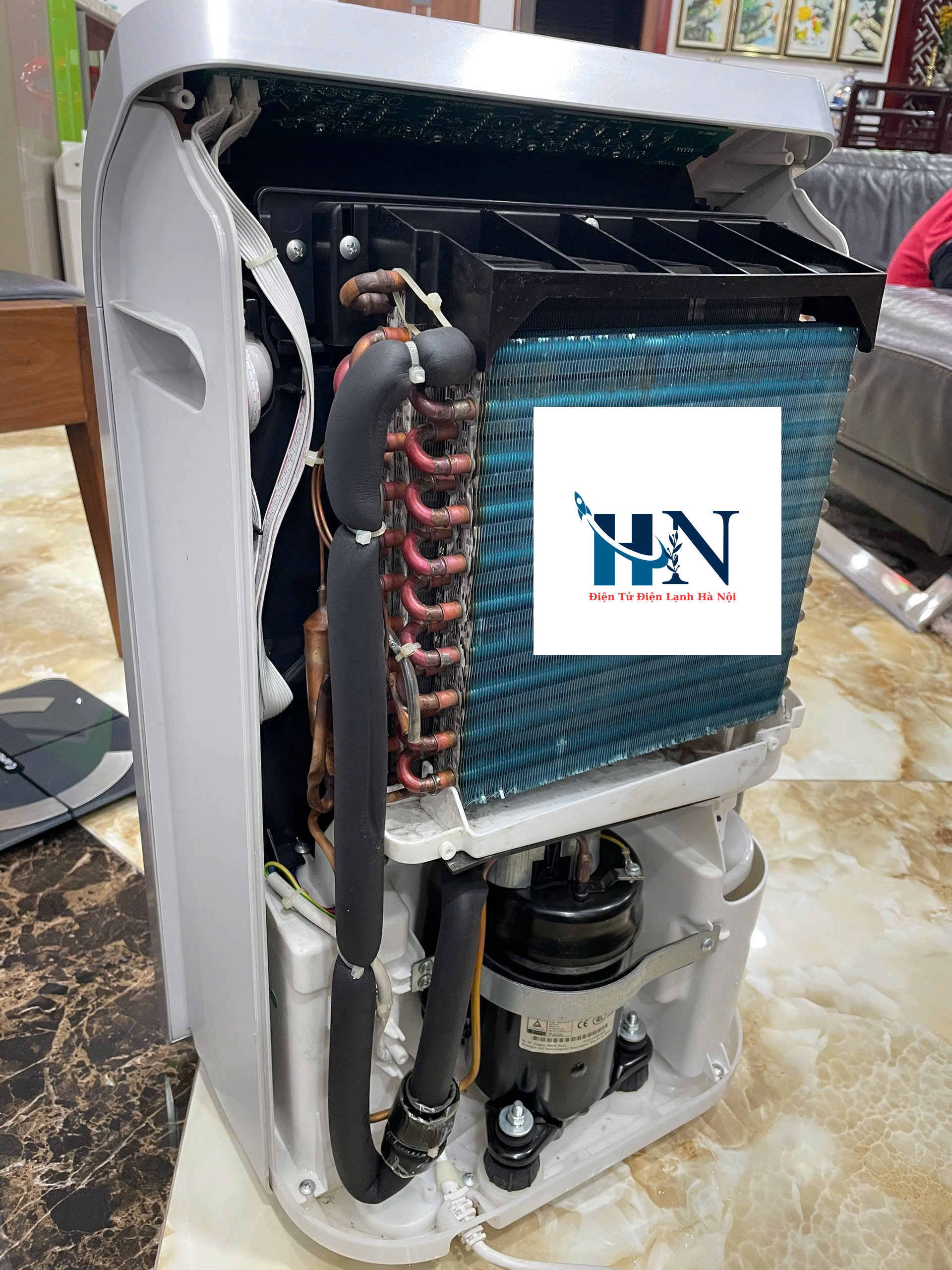 Sửa máy hút ẩm Sharp tại Hà Nội